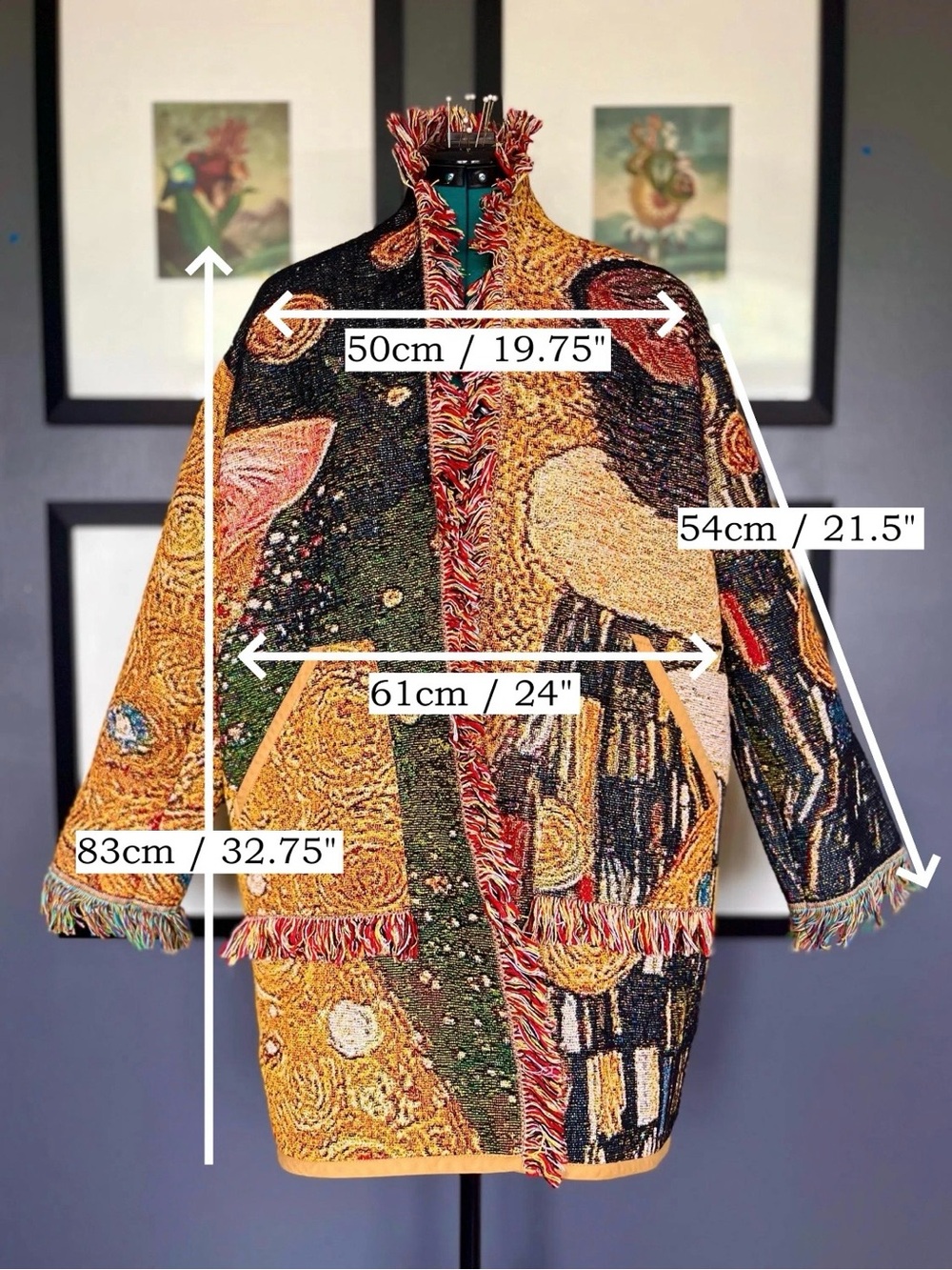 Klimt's "The Kiss", kissing cats tapestry cardigan, upcycled woven blanket - Picture 3 of 11